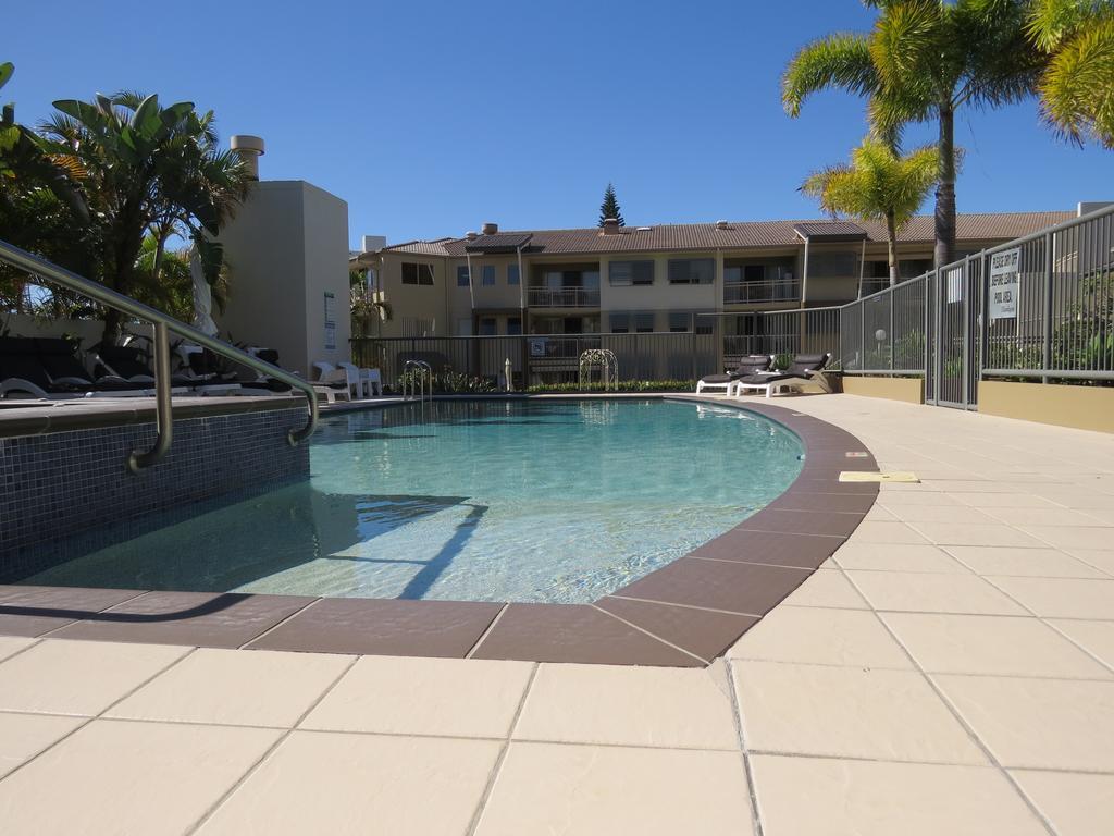 The Village Holiday Apartments At Burleigh Heads Aparthotel