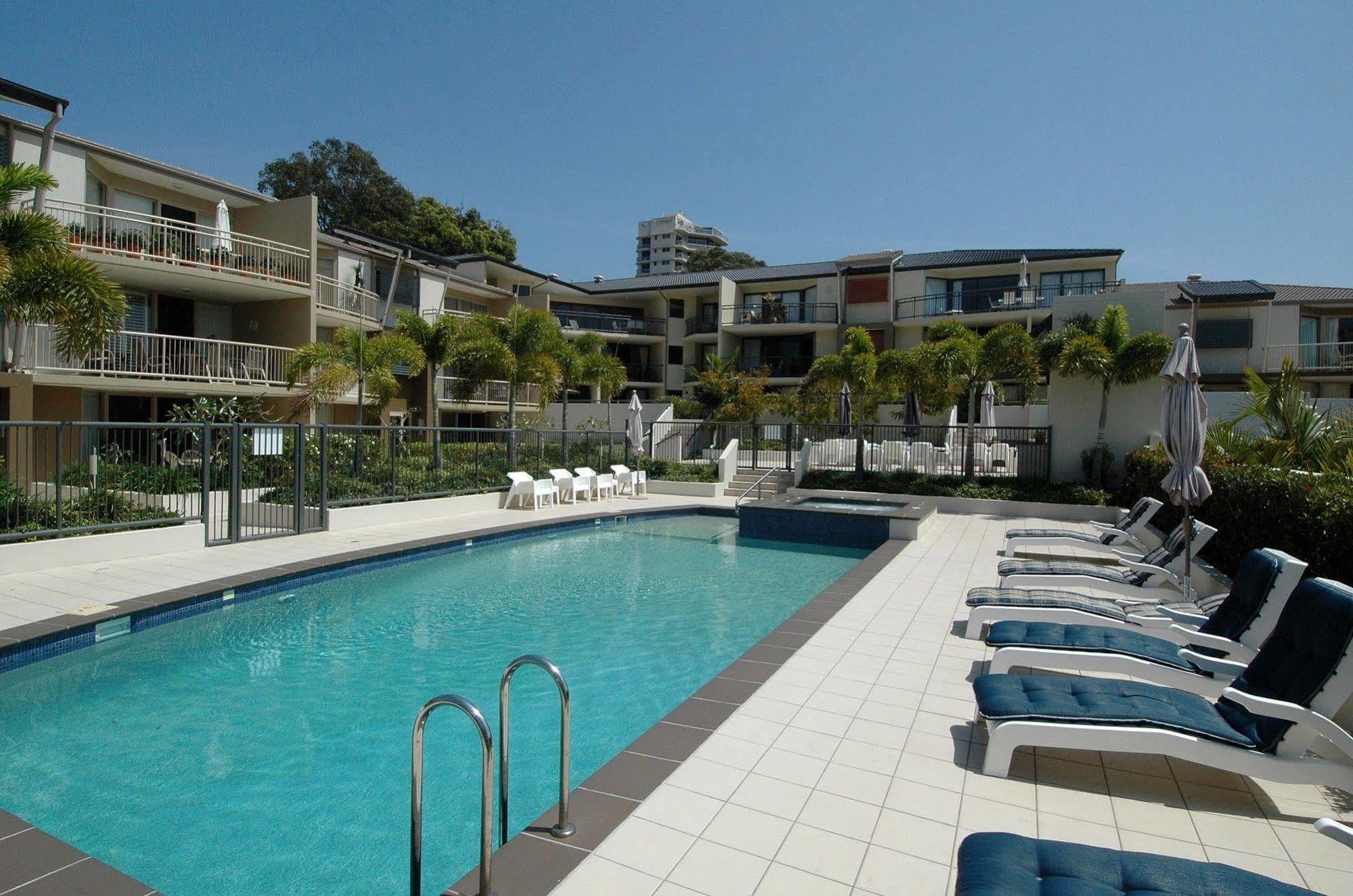 The Village Holiday Apartments At Burleigh Heads Aparthotel